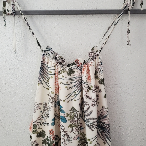 Melrose and Market Floral Spring Dress size Large adjustable straps - Picture 3 of 6